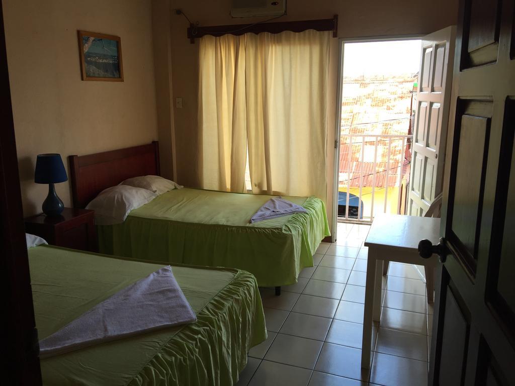 Hotel Villa Margarita Flores Habitación foto